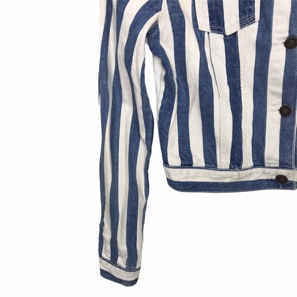 Forever 21 Blue Ivory Stripe Denim Jacket - Picture 5 of 9